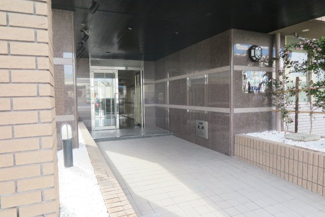 アイビーフラットのエントランス