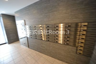 【ロビー】 | ヴィラ・セレーノ玉造本町（旧ルネフラッツ玉造本町 | 宅配ボックスです