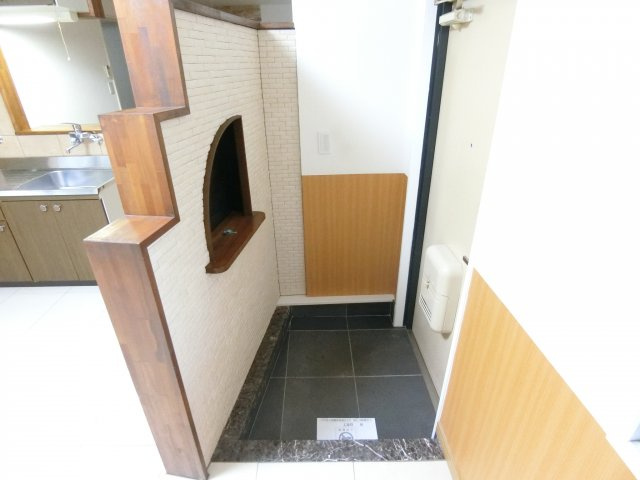 ラフィーネ1号館の玄関|同マンション別部屋写真
