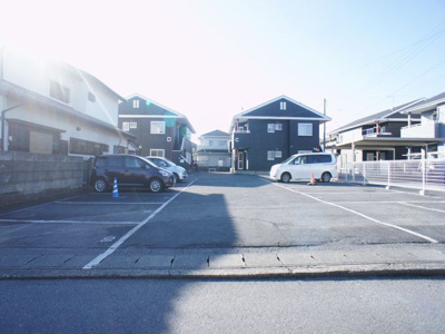 【駐車場】 | ベイリーフB | 駐車場2台可能です♪