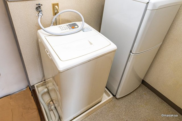 本郷マンションの洗面所|洗濯機
