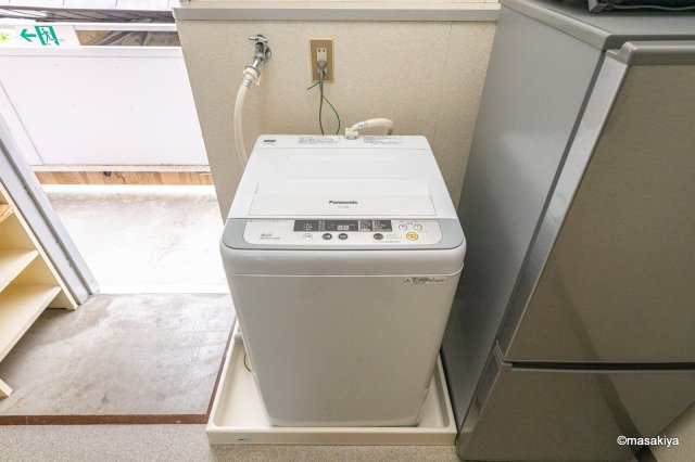本郷マンションの洗面所|洗濯機