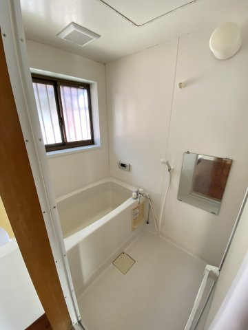 永井作古谷住宅の浴室