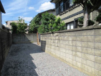 【外観】 | 尼崎市塚口町６丁目売地 | 南側からの採光があり、たいへん明るい売地です！
ぜひ現地をご覧ください（＾＾）