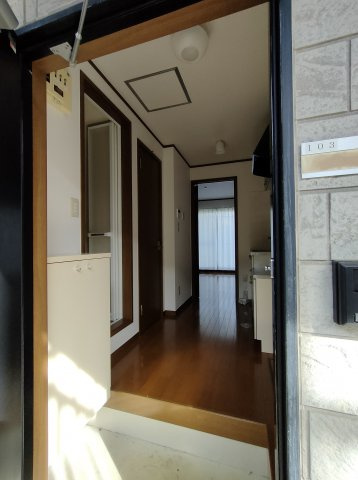 Lapis RURI(ラピス　ルリ) の玄関