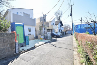 【前面道路含む現地写真】 | 現地見学や資料請求などお気軽にお問合わせ下さい
周辺環境とあわせて現地ご案内致します。
