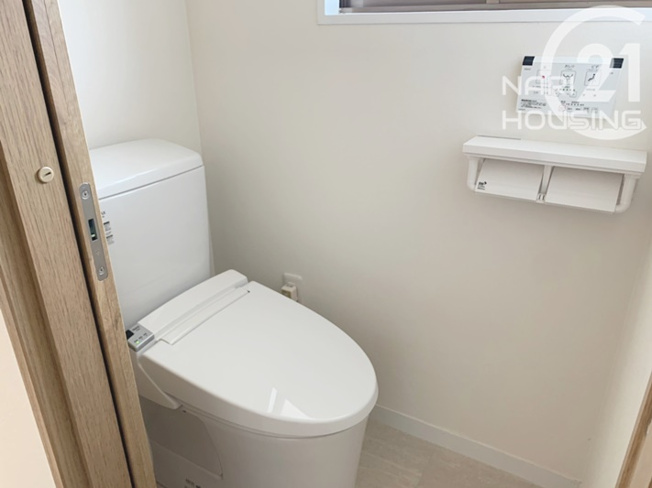 【トイレ】 | ◇◆当社管理物件◇◆　武蔵村山市本町1丁目　貸家 | 1,2階ともにウォシュレット付き！