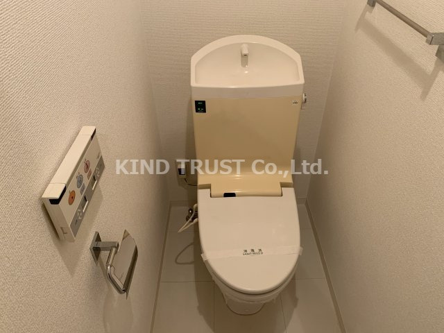 クレグラン天満のトイレ|コンパクトで使いやすいトイレです