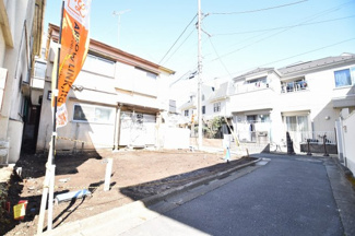 【前面道路含む現地写真】 | 現地見学や資料請求などお気軽にお問合わせ下さい
周辺環境とあわせて現地ご案内致します。
