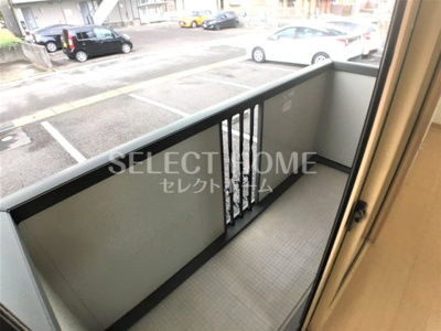 【バルコニー】 | メゾン四季彩Ｂ | 広々としたバルコニーです