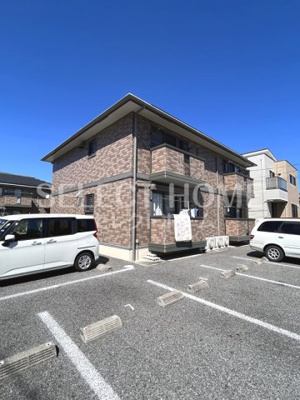 【駐車場】 | メゾン四季彩Ｂ | 車をお持ちの方に嬉しい駐車場付きの物件です