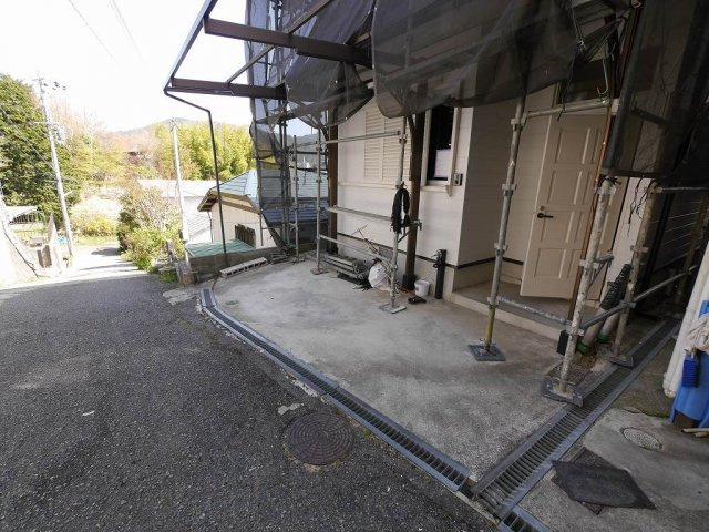 山田町上谷上貸家の駐車場|サイズ要確認