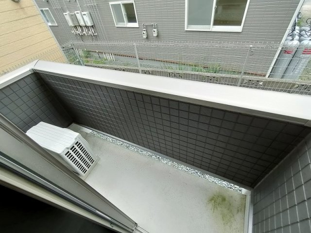 ロジェコンフォールのバルコニー