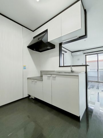 ロジェコンフォールのキッチン