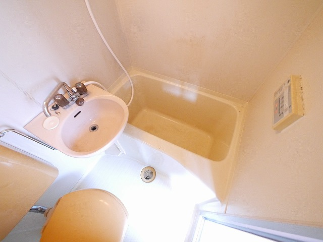 吉田ビル（富雄元町）の浴室