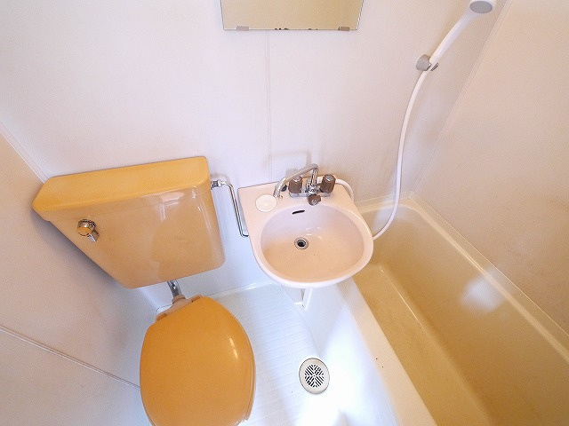 吉田ビル（富雄元町）の洗面所