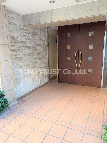 ミア・カーサ与力町のエントランス