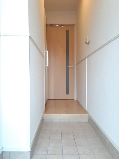 アバンツァートメゾンの玄関