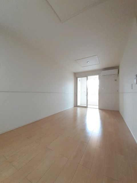 アバンツァートメゾンの居間・リビング