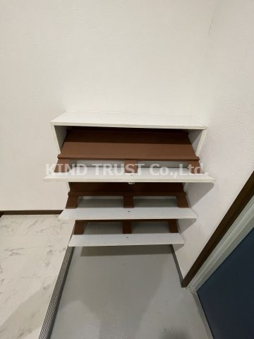 ビガーポリス296同心二丁目KSビルの玄関|玄関です