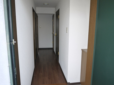【玄関】 | グランドールAKI | ３０２号の写真です。