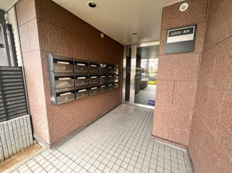 【エントランス】 | AZUR羽衣