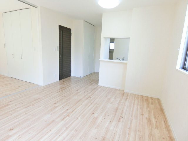 プリムローズ壱番館の居間・リビング