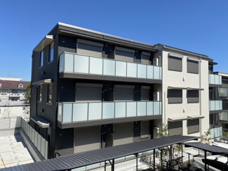 【外観】 | 積水ハウス施工の賃貸住宅シャーメゾン！♪ペットOKの築浅3階建てマンションです☆新しいお部屋に住みたい方にオススメ☆