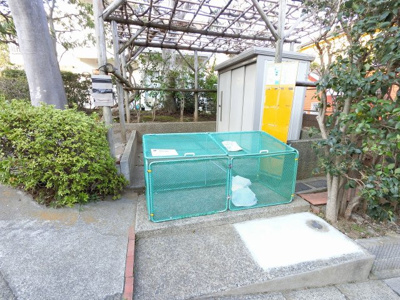 【その他共用部分】 | ライオンズプラザ藤が丘Ａ棟 | ゴミ置場です。