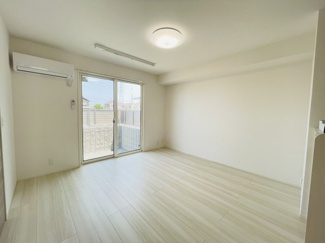 【居間・リビング】 | モアナ　B棟 | 同物件別室参照