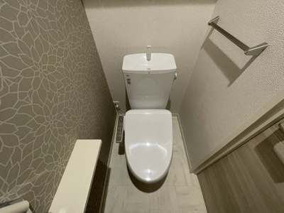 【トイレ】 | ラ・ヴィエルジュⅡ【SHM】 | 人気のシャワートイレ・バストイレ別です♪トイレが独立していると使いやすいですよね☆