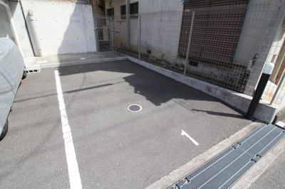 【駐車場】 | ベルキューブ