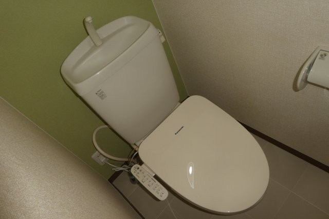 ファミーユ昭和のトイレ|ウォシュレット