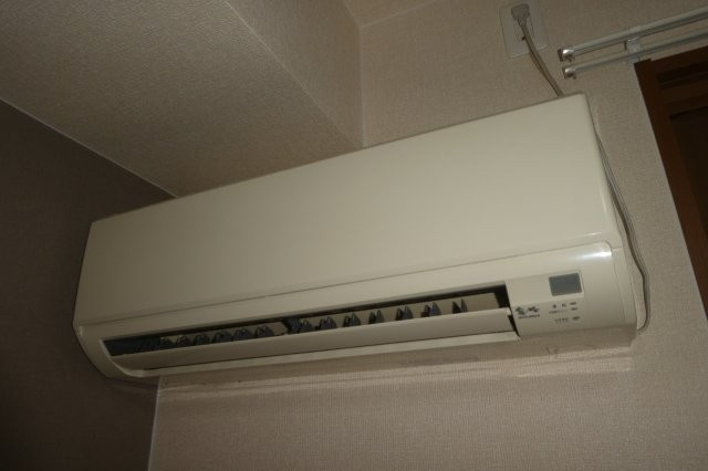 ファミーユ昭和の設備|エアコン