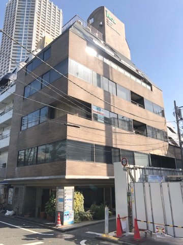 新宿区新宿５丁目の事務所の外観