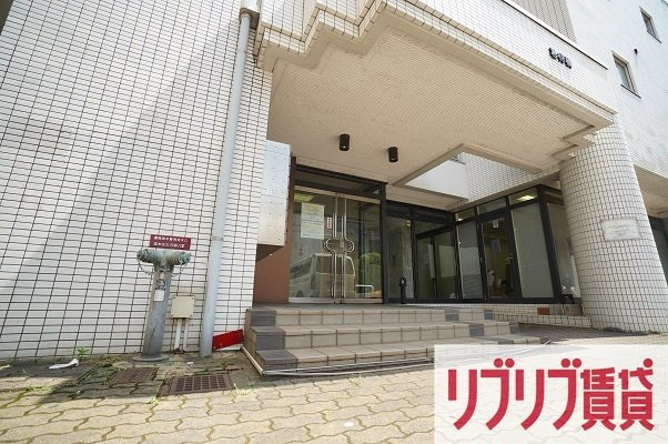 君待橋のエントランス