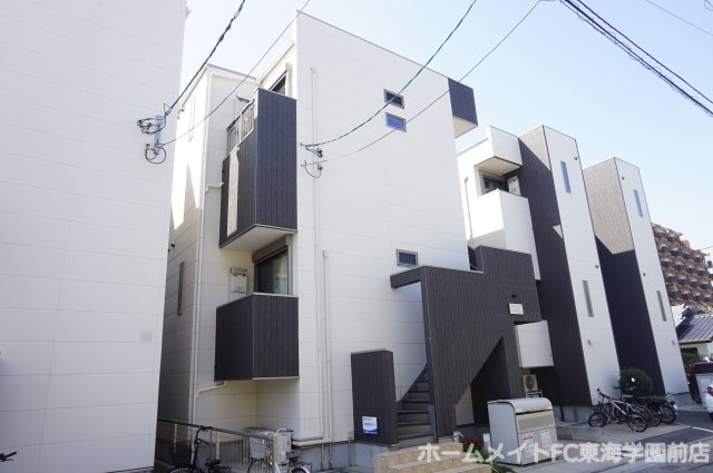 熊本市中央区春竹町大字春竹のアパートの外観