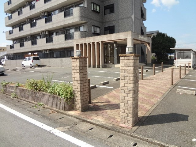 パシフィックパーク【キャッシュバック対象物件】のエントランス