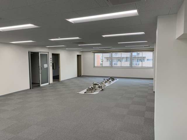板硝子会館