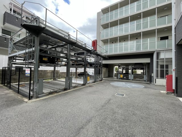 アーバネックス神戸六甲の駐車場