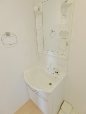 【独立洗面台】 | プロヴァンス参番館 | 朝の身支度には欠かせない独立洗面化粧台