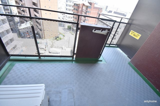 朝日プラザ新大阪　仲介手数料無料のバルコニー