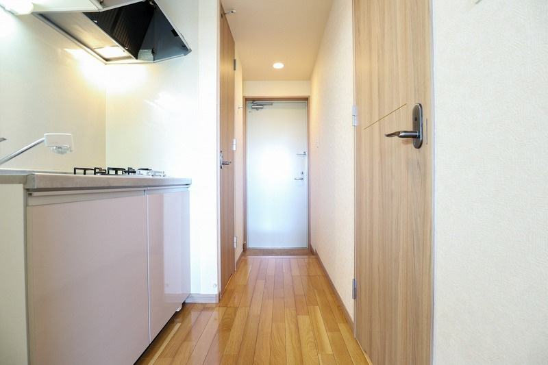 サヴォイグランデウォーターサイド　12階の玄関|別号室のものです。現状優先になります。