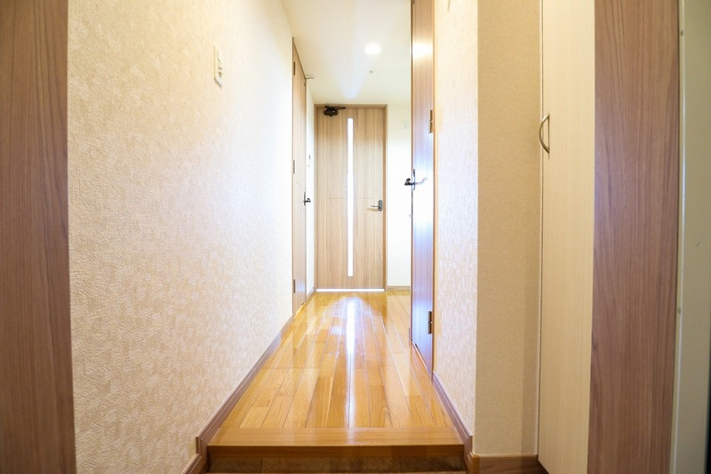 サヴォイグランデウォーターサイド　12階の玄関|別号室のものです。現状優先になります。