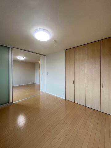 アトリエールの洋室