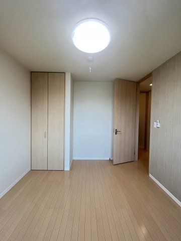 アトリエールの洋室