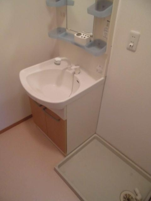 グリーンスクエアC棟の洗面所