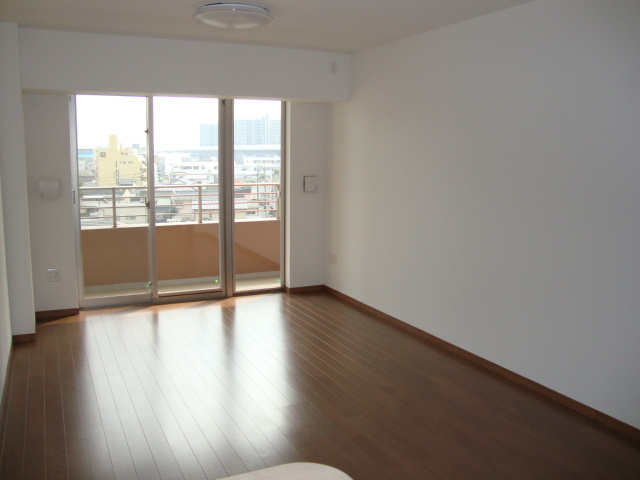 ザ・ライオンズ久留米ウェリスタワー【キャッシュバック対象物件】の居間・リビング