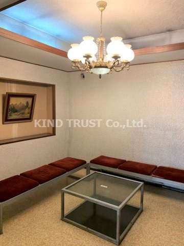 三恵グランドハイツのロビー