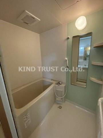 三恵グランドハイツの浴室